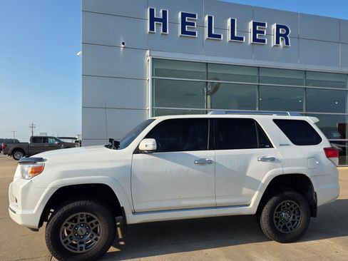Used 2011 Toyota 4Runner Limited AWD/4WD image 3