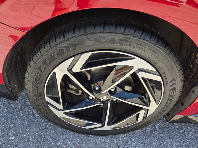 Used 2024 Hyundai Sonata SEL w/ Convenience Package FWD image 18