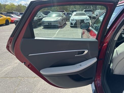 Used 2024 Hyundai Sonata SEL image 25