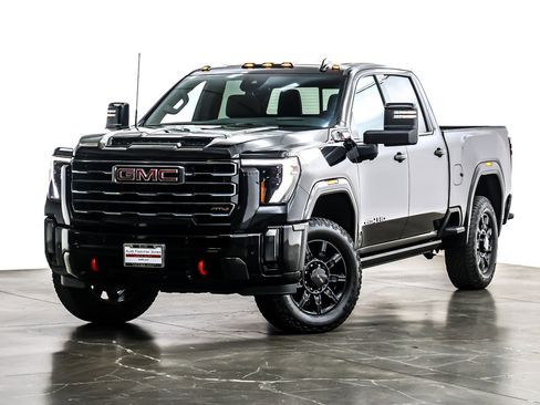 Used 2024 GMC Sierra 2500 AT4 w/ AT4 Premium Plus Package image 2