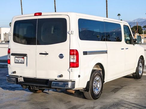 Used 2016 Nissan NV 3500 SV w/ SV Technology Package image 9