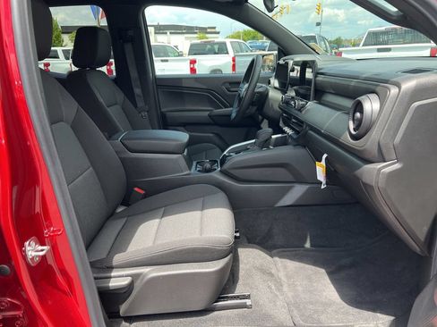 Used 2026 Chevrolet Colorado Trail Boss AWD/4WD image 14