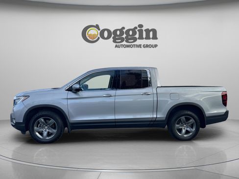 Used 2023 Honda Ridgeline RTL-E image 3