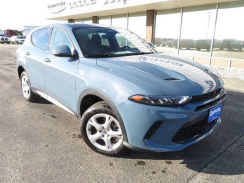 Used 2024 Dodge Hornet GT image 4