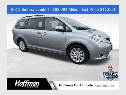 Used 2011 Toyota Sienna Limited w/ Premium Pkg