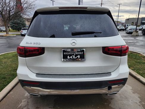 Used 2023 Mercedes-Benz GLB 250 image 6