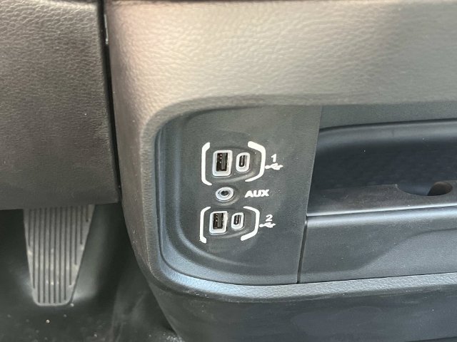 New 2024 RAM 3500 Tradesman AWD/4WD image 27