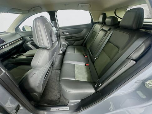 Used 2024 Nissan Ariya AWD image 26