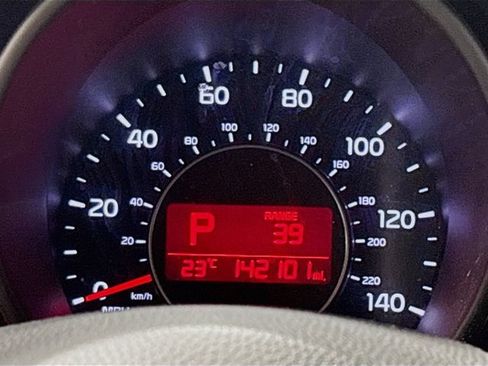 Used 2019 Kia Soul w/ Convenience Package FWD image 6