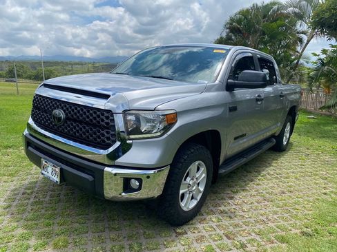 Used 2020 Toyota Tundra SR5 image 3