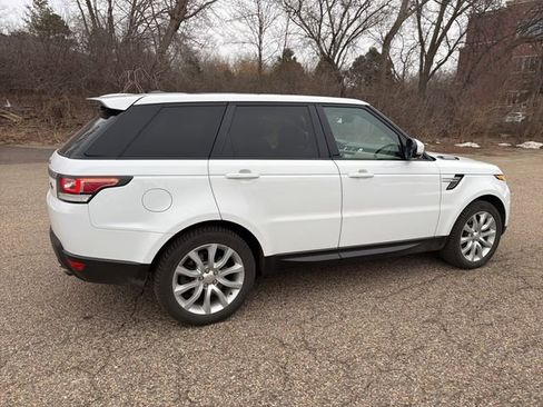 Used 2014 Land Rover Range Rover Sport HSE image 3