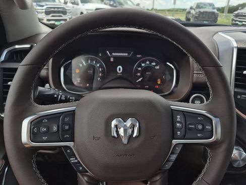 New 2026 RAM 1500 Laramie AWD/4WD image 22