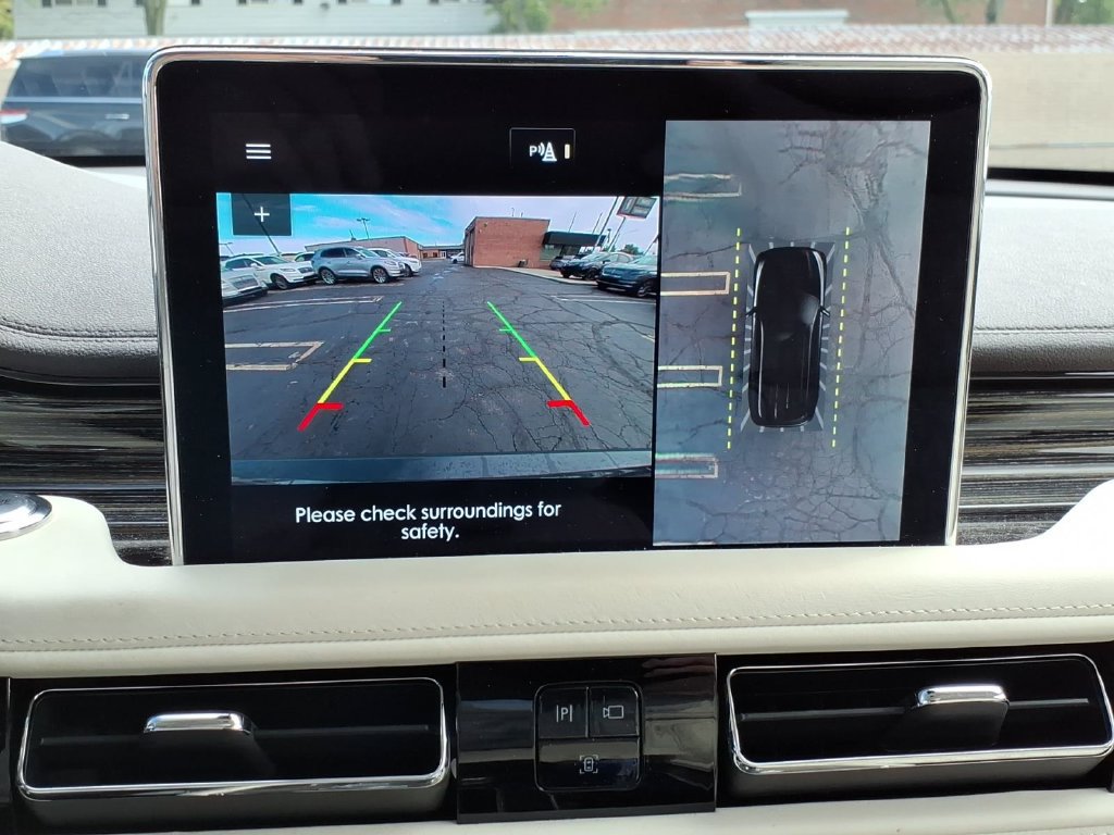Used 2024 Lincoln Aviator Black Label AWD/4WD image 23