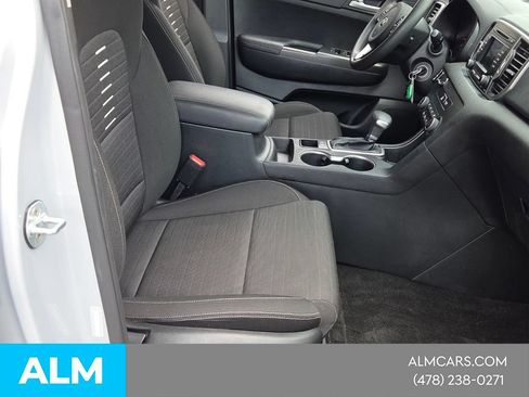 Used 2018 Kia Sportage LX FWD image 18