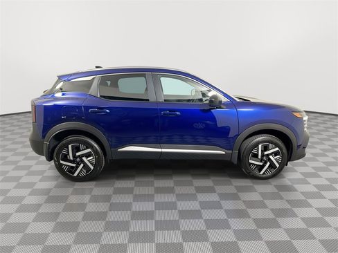 New 2026 Nissan Kicks SV image 9