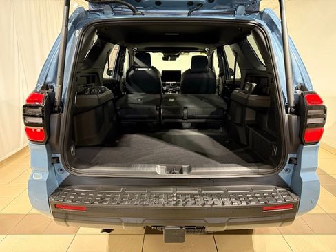 Certified 2025 Toyota 4Runner TRD Off-Road Premium image 10