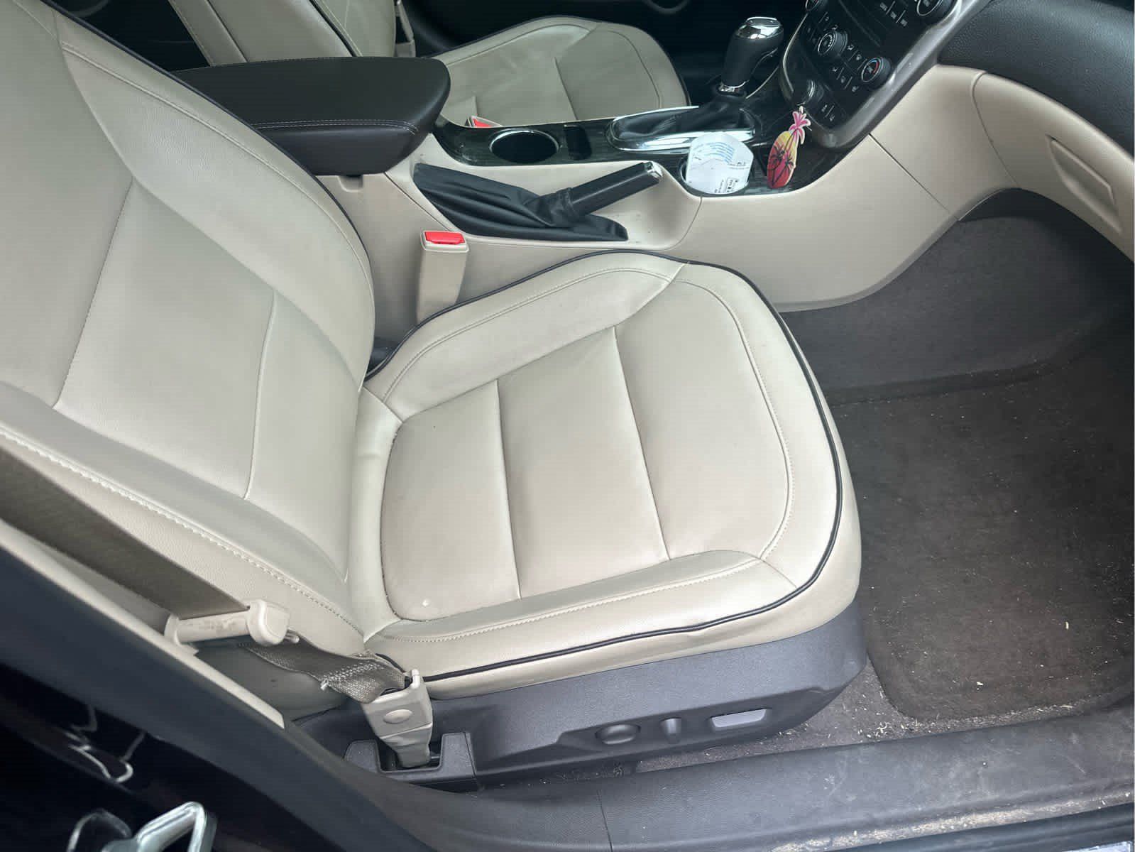 Used 2015 Chevrolet Malibu LTZ FWD image 11