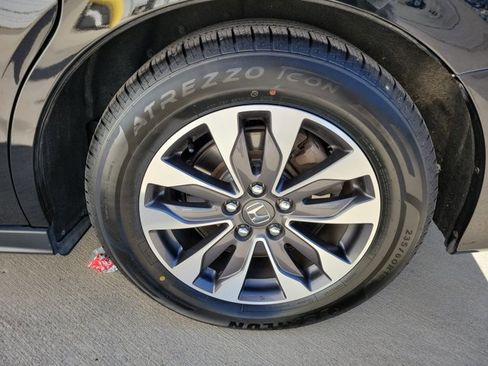 Used 2024 Honda Odyssey EX-L image 29