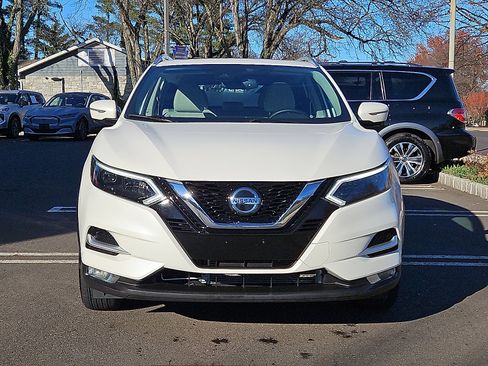 Certified 2022 Nissan Rogue Sport SL w/ Premium Package image 2