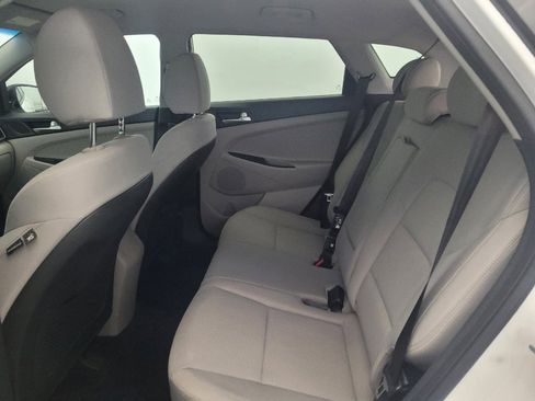 Used 2019 Hyundai Tucson Value AWD/4WD image 18