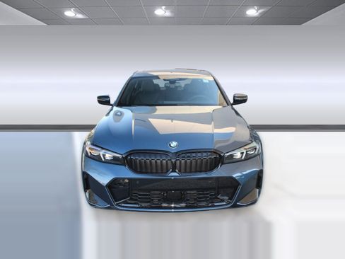 Used 2026 BMW 330i Sedan w/ M Sport Package RWD image 6