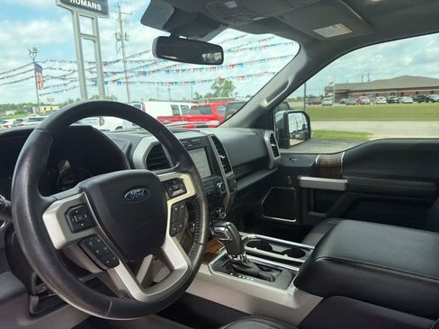 Used 2019 Ford F150 Lariat AWD/4WD image 12