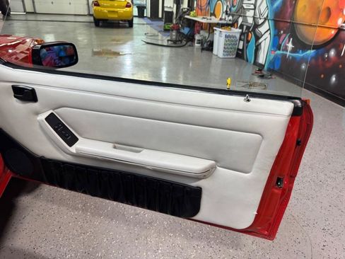 Used 1992 Ford Mustang LX RWD image 13