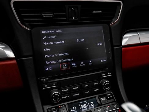 Used 2019 Porsche 911 Turbo image 69