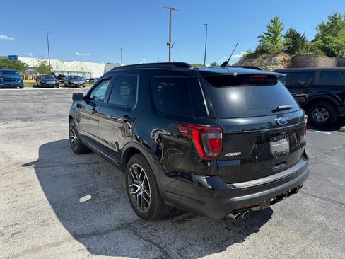 Used 2018 Ford Explorer Sport w/ Equipment Group 401A AWD/4WD image 2