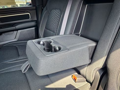 New 2026 RAM 1500 4x4 Crew Cab image 31