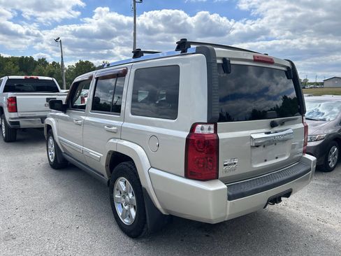 Used 2007 Jeep Commander Limited AWD/4WD image 4