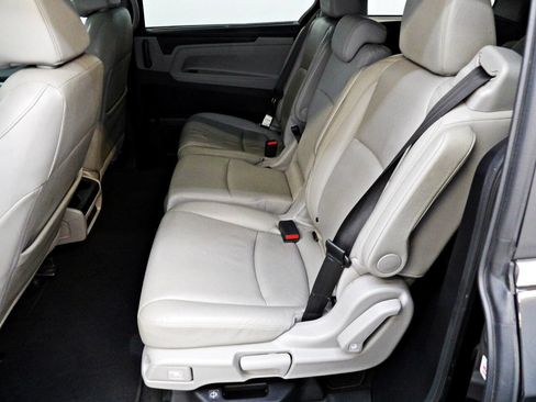 Used 2019 Honda Odyssey EX-L image 9