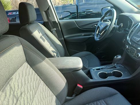 Used 2020 Chevrolet Equinox LT image 8