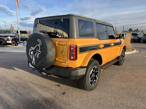 Used 2021 Ford Bronco Outer Banks image 10