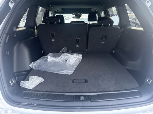 New 2026 Jeep Grand Cherokee Altitude image 5