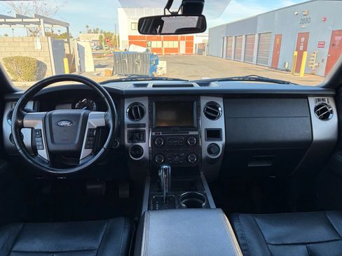 Used 2017 Ford Expedition EL Limited image 12