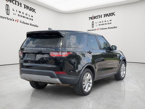Used 2018 Land Rover Discovery HSE AWD/4WD image 3