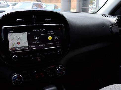Used 2020 Kia Soul EX FWD image 43
