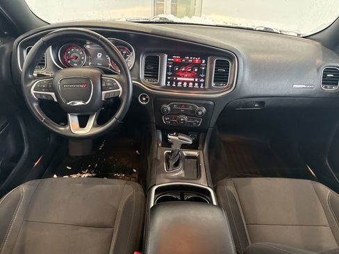 Used 2016 Dodge Charger SXT w/ Driver Confidence Group image 12