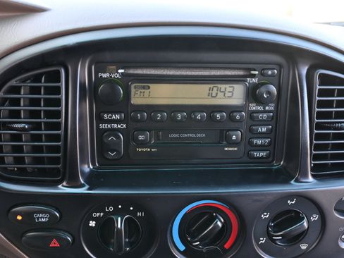 Used 2001 Toyota Tundra SR5 AWD/4WD image 37