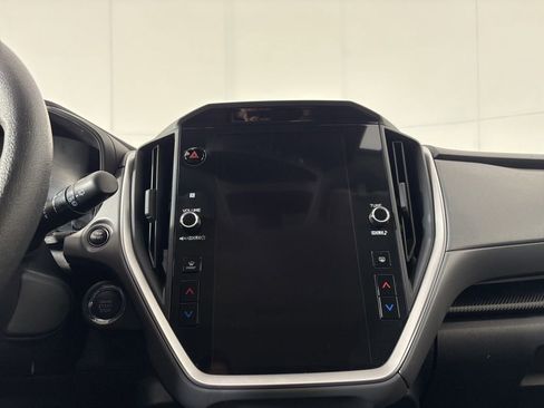 Used 2025 Subaru Crosstrek 2.0i Premium image 22