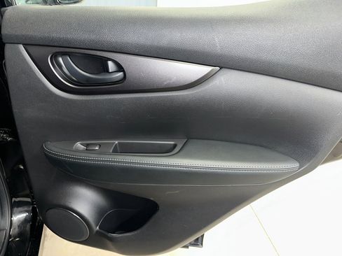 Used 2018 Nissan Rogue Sport S w/ S Appearance Package AWD/4WD image 25