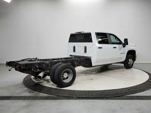 Used 2024 Chevrolet Silverado 3500 W/T w/ WT Convenience Package image 7