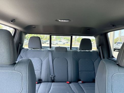 New 2026 RAM 1500 Express AWD/4WD image 25