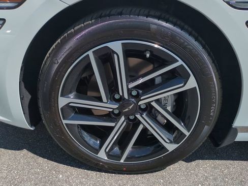 Certified 2026 Genesis G80 2.5T Advanced AWD/4WD image 10