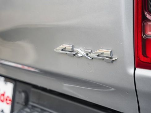 Used 2021 RAM 1500 Laramie image 8