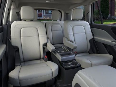 New 2025 Lincoln Aviator Reserve w/ Equipment Group 201A image 11