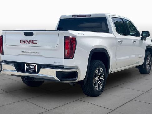 Used 2025 GMC Sierra 1500 SLT image 13