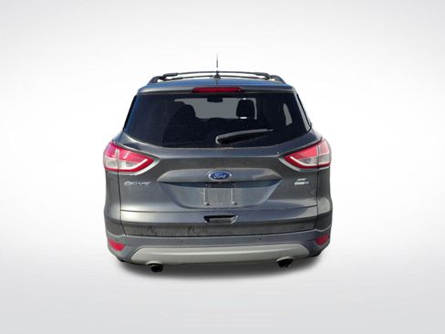 Used 2016 Ford Escape SE w/ Equipment Group 201A image 6