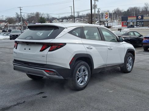 New 2026 Hyundai Tucson SE image 5